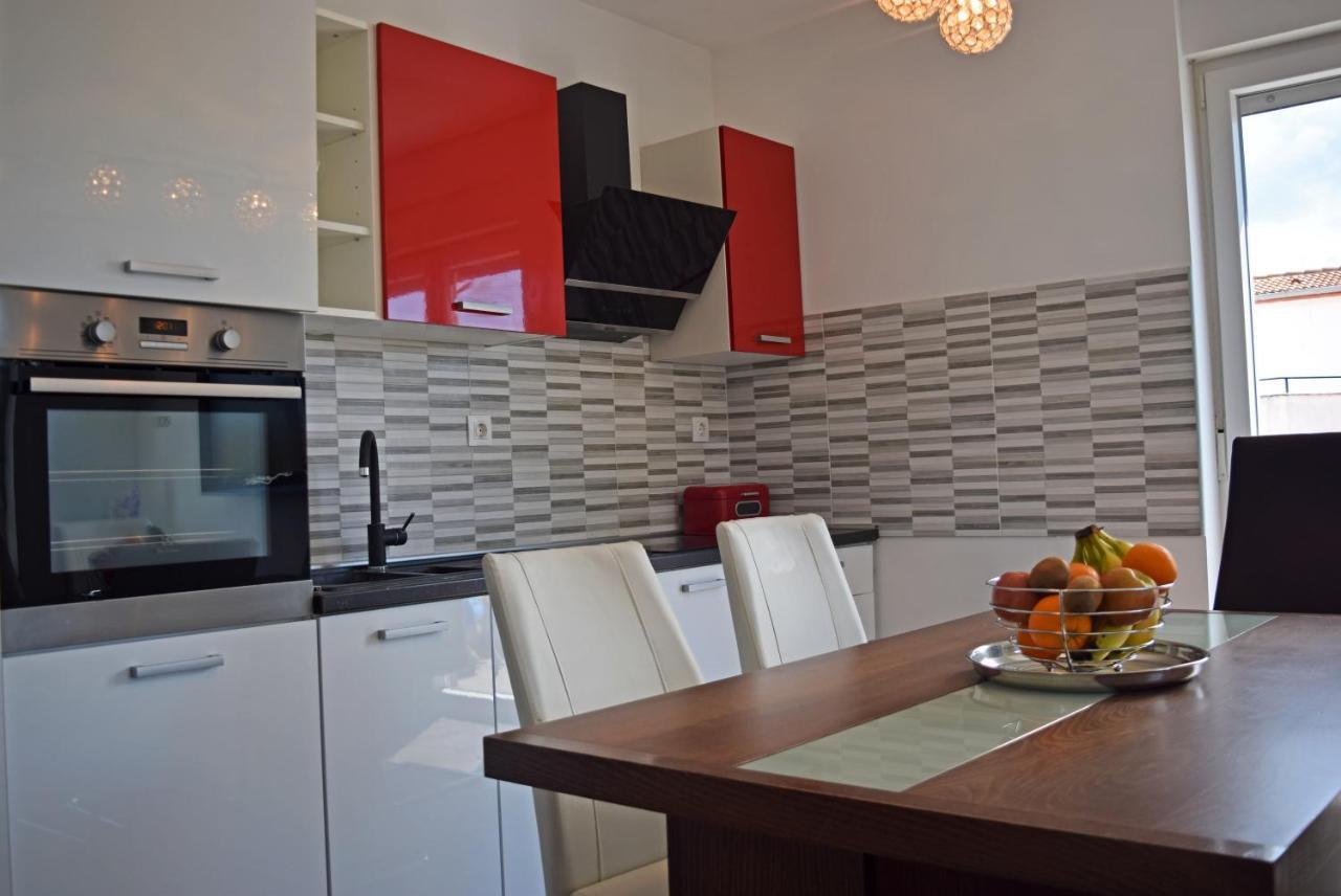 Apartment Summer Breeze Pula Extérieur photo